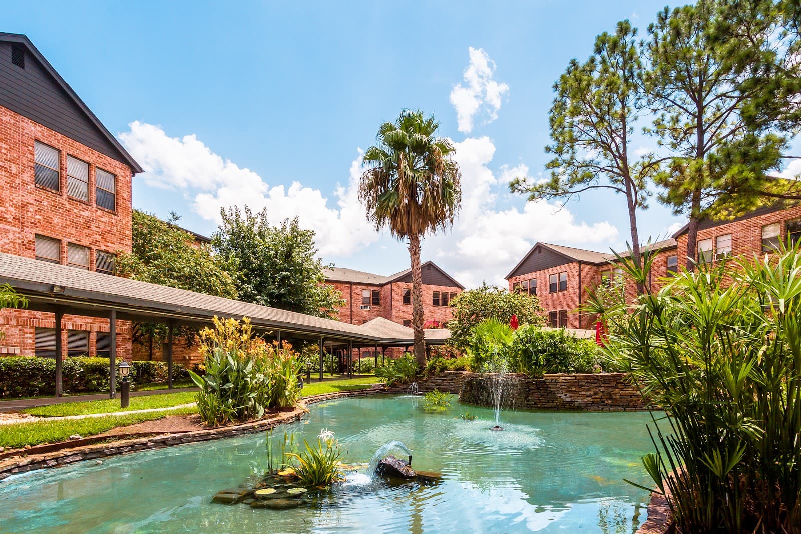 Tarrytowne Estates