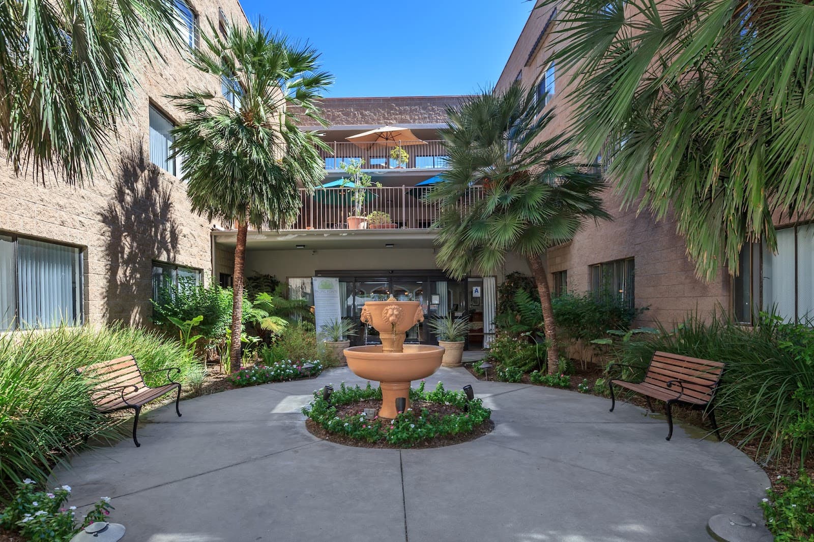 Pacific Pointe Independent Living