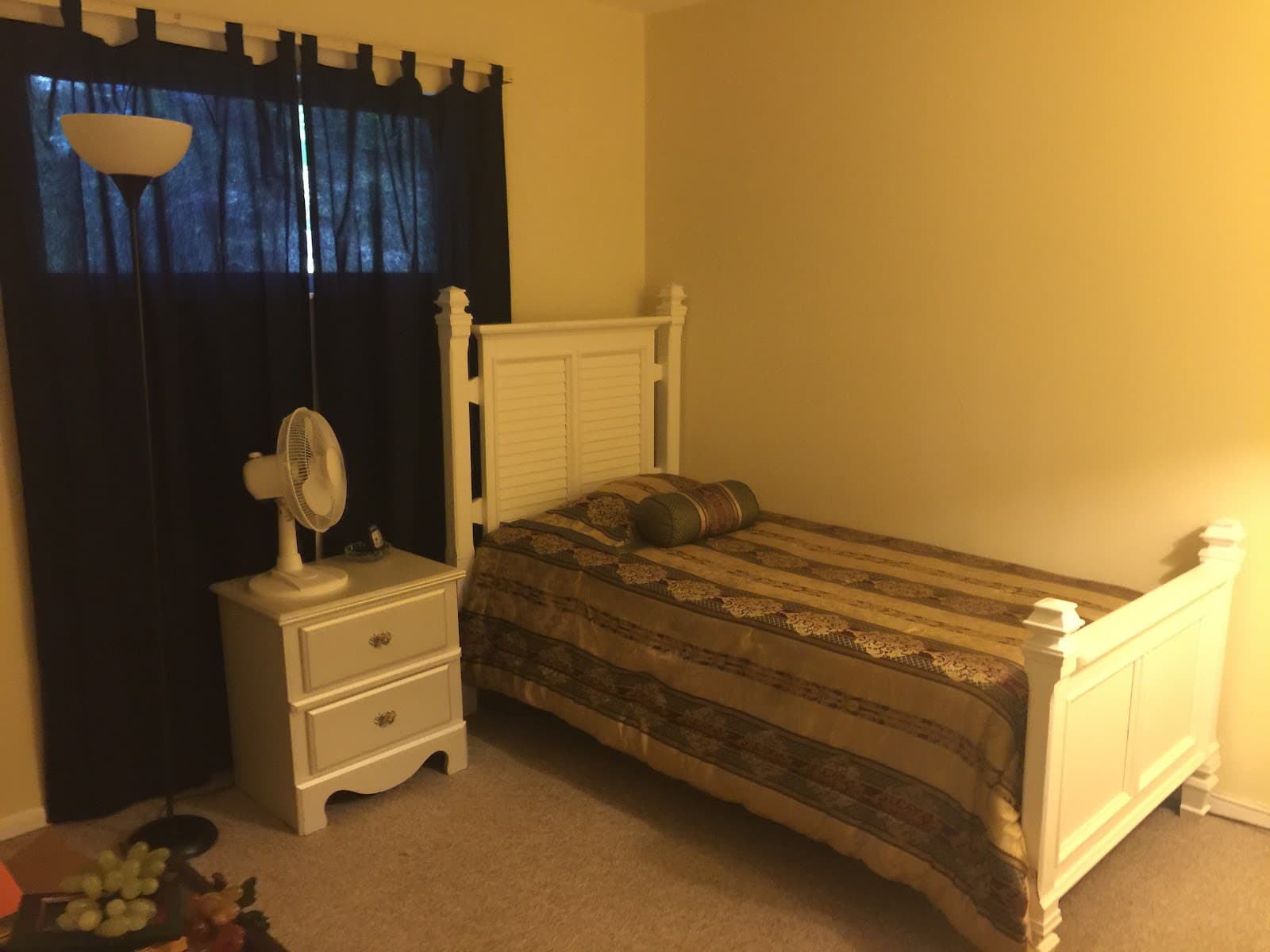 Midway Manor Alf — photo 1