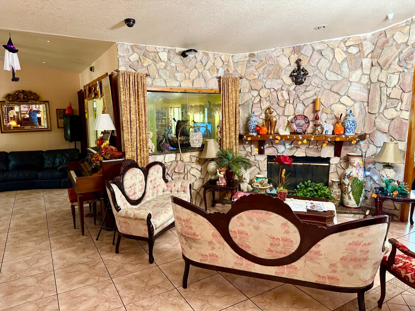 East Lake Manor