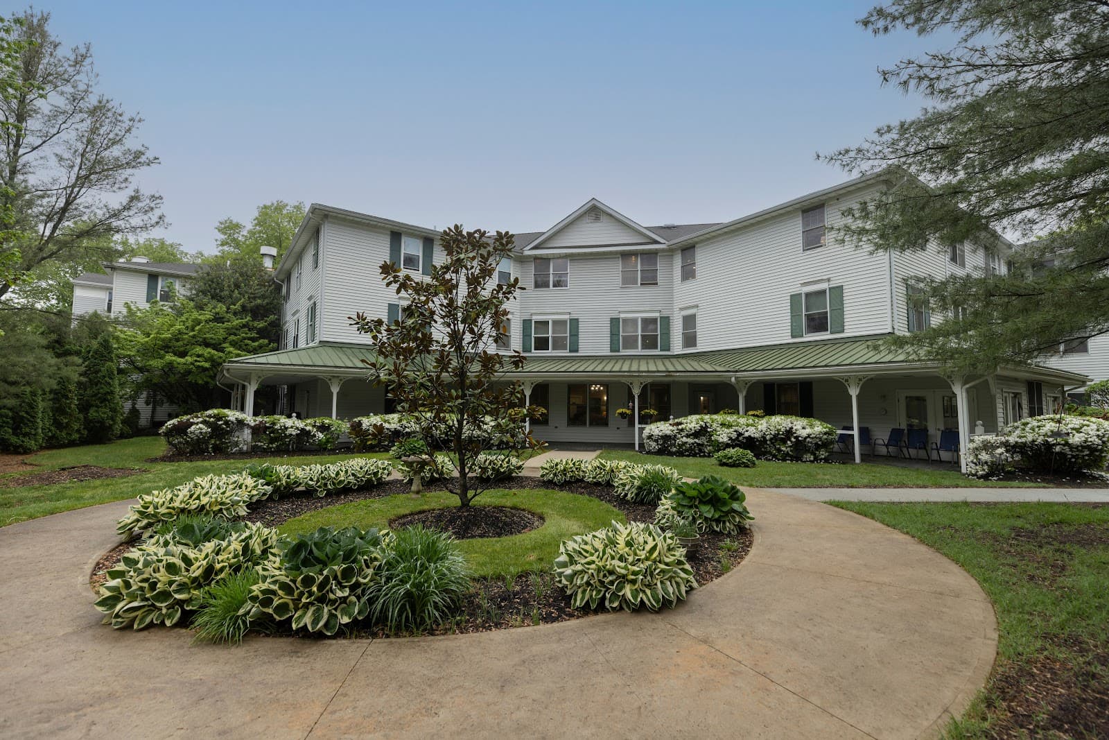 Mira Vie at Tinton Falls