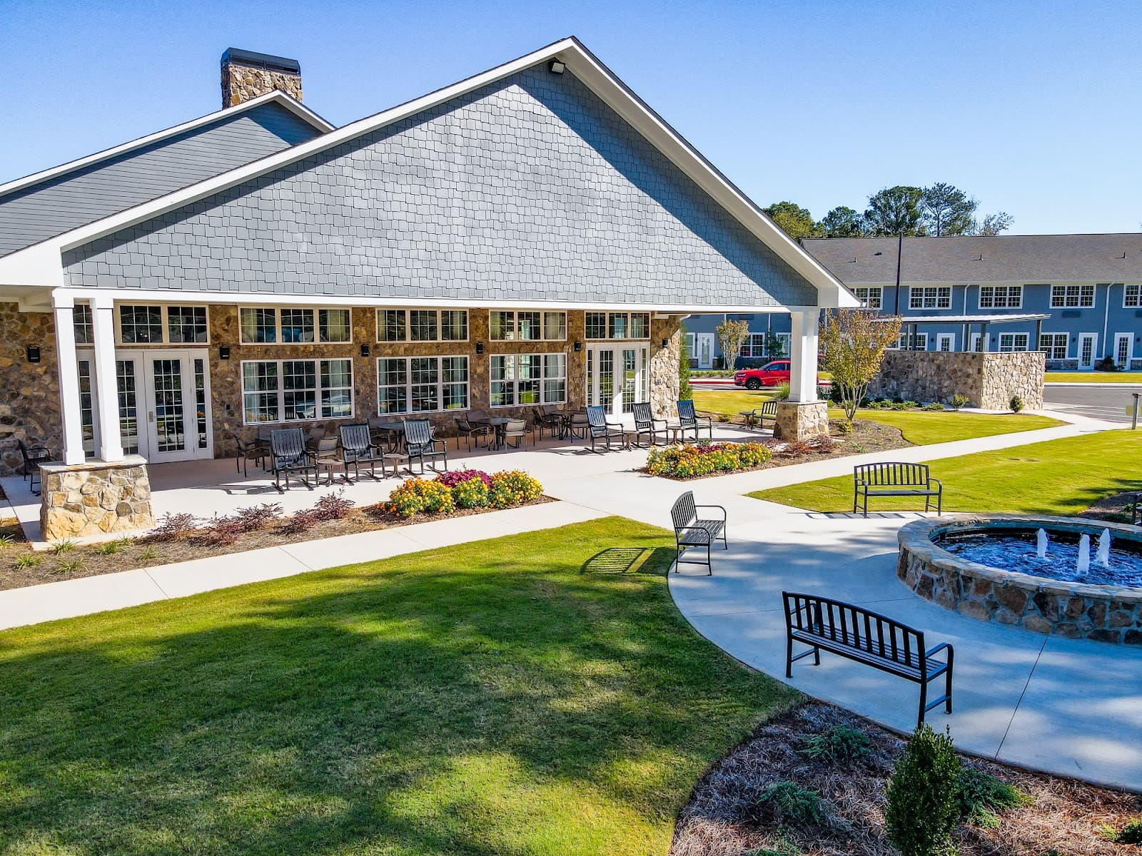 Manor Lake Assisted Living, Memory Care & Independent Living - Hickory Flat