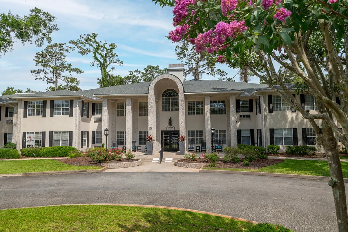 Heritage Oaks Retirement Living