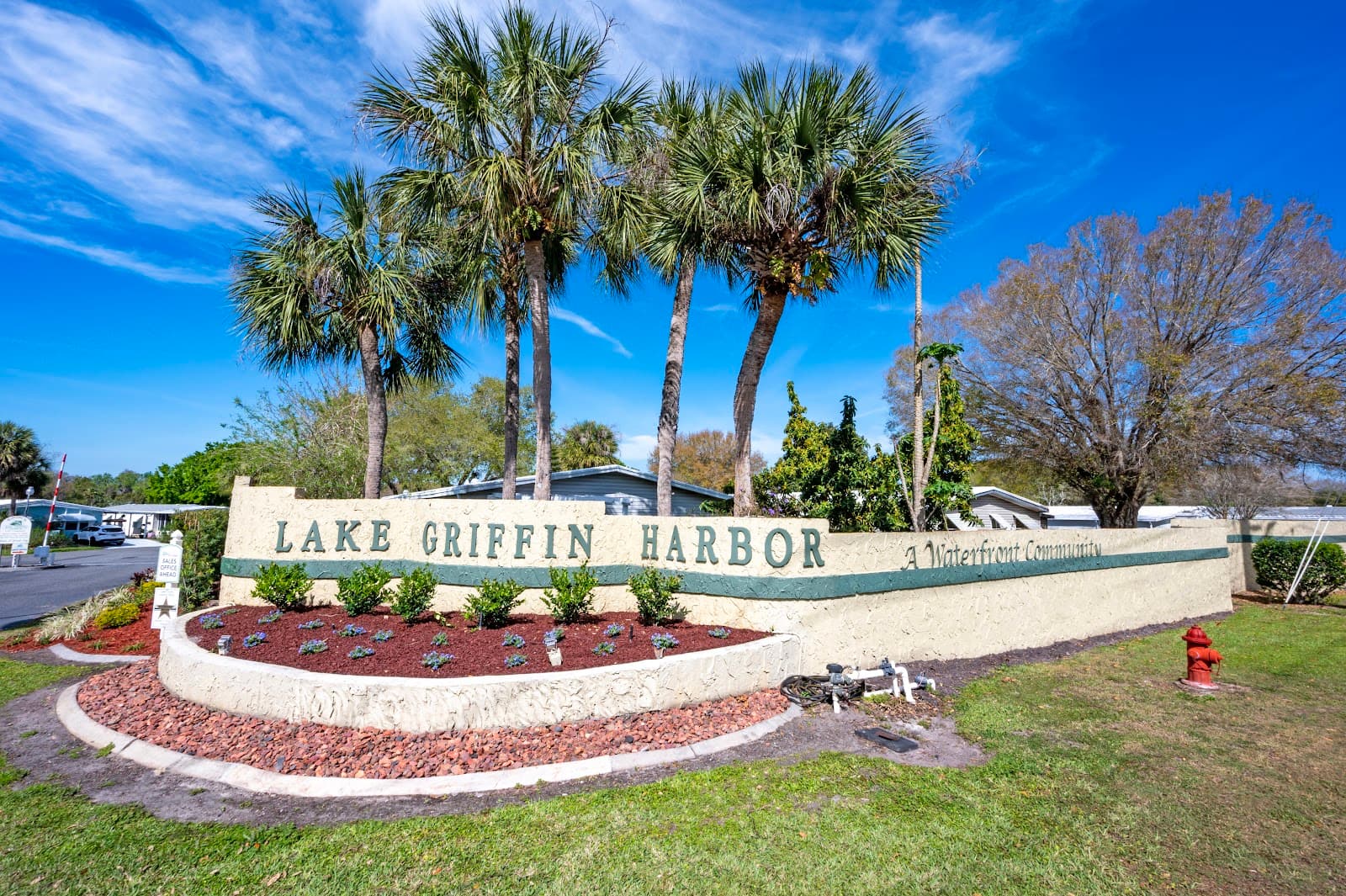 Lake Griffin Harbor Village
