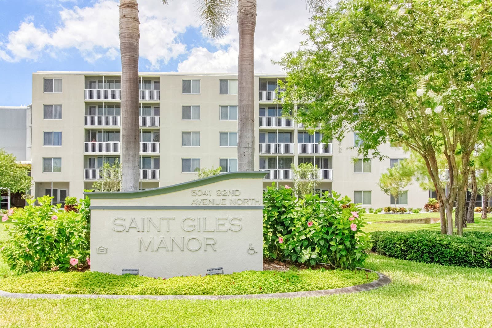 St. Giles Manor