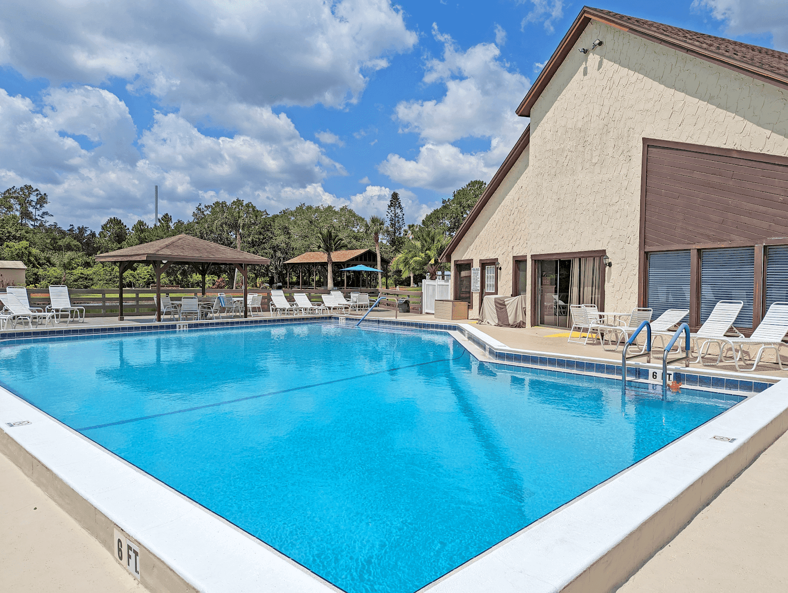 Whisper Lake Retirement Community