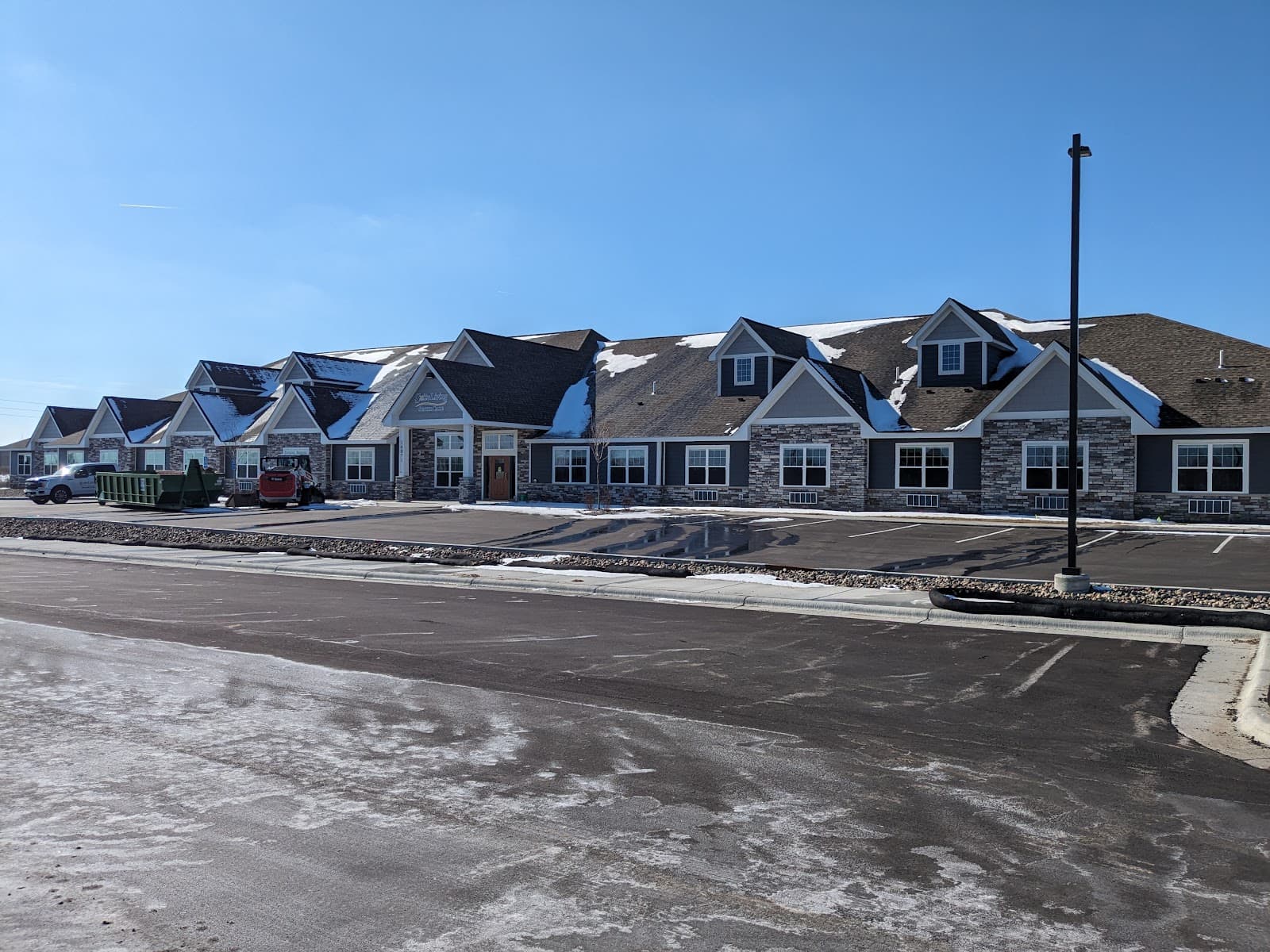Suite Living Senior Care of Rosemount