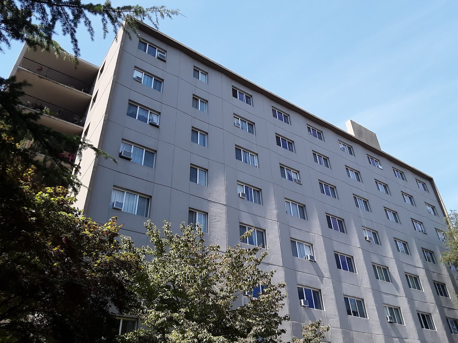 Campus Towers