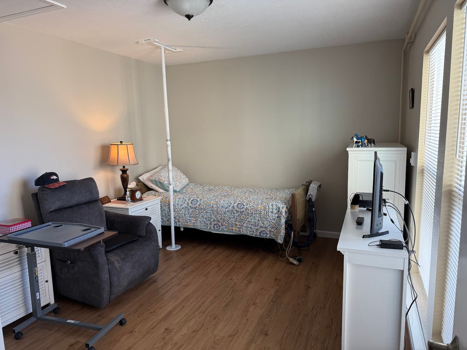 Almond Tree Senior Care - Highlands Ranch
