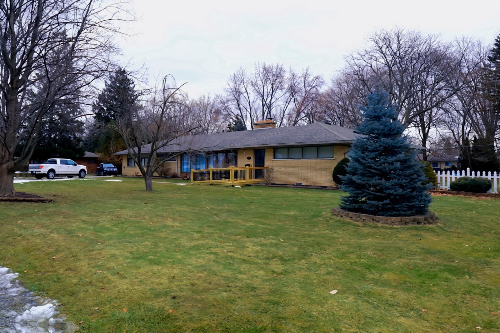 Utica Senior Place