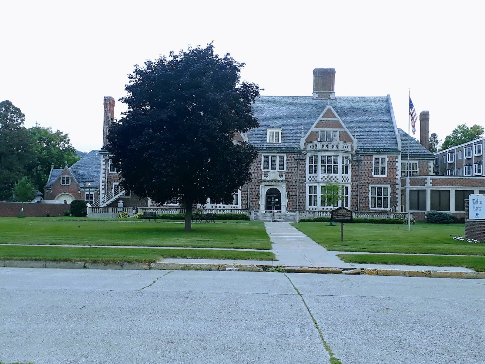 Watkins Manor