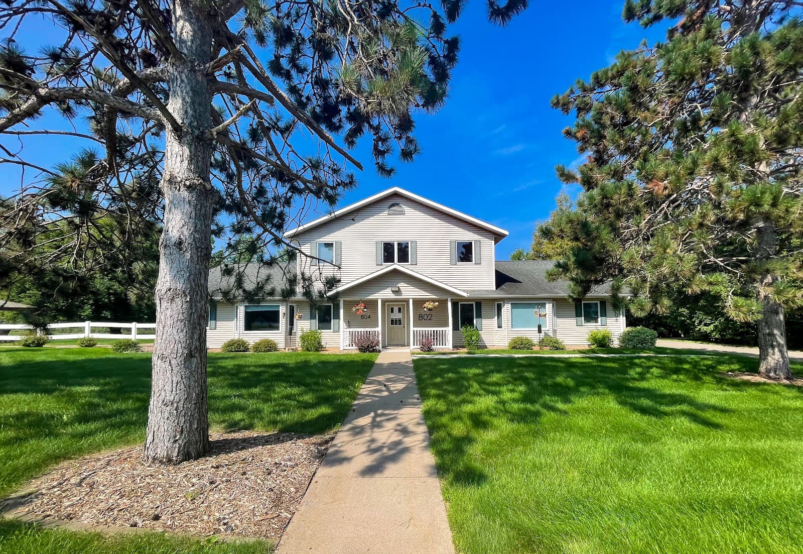 Silver Maple Residence
