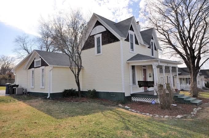 Cottage At Century Pines, The