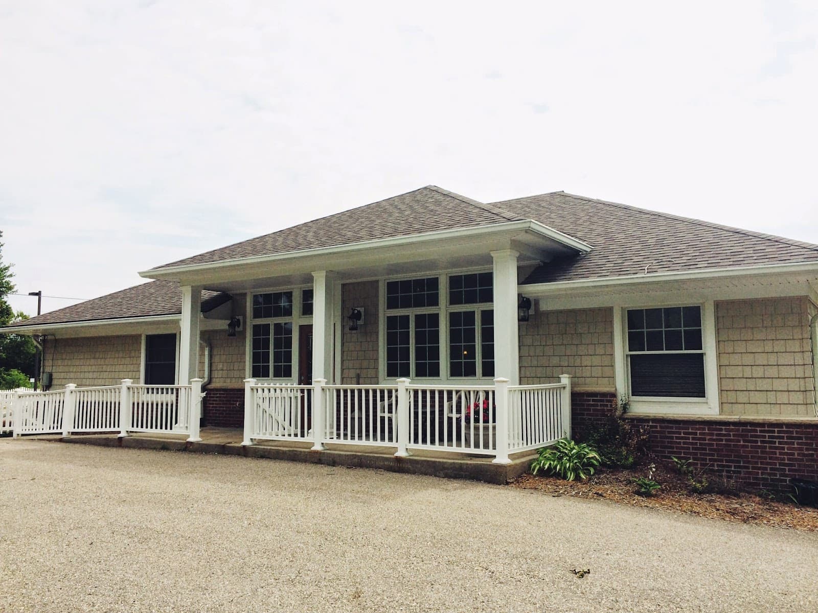 Orion Manor