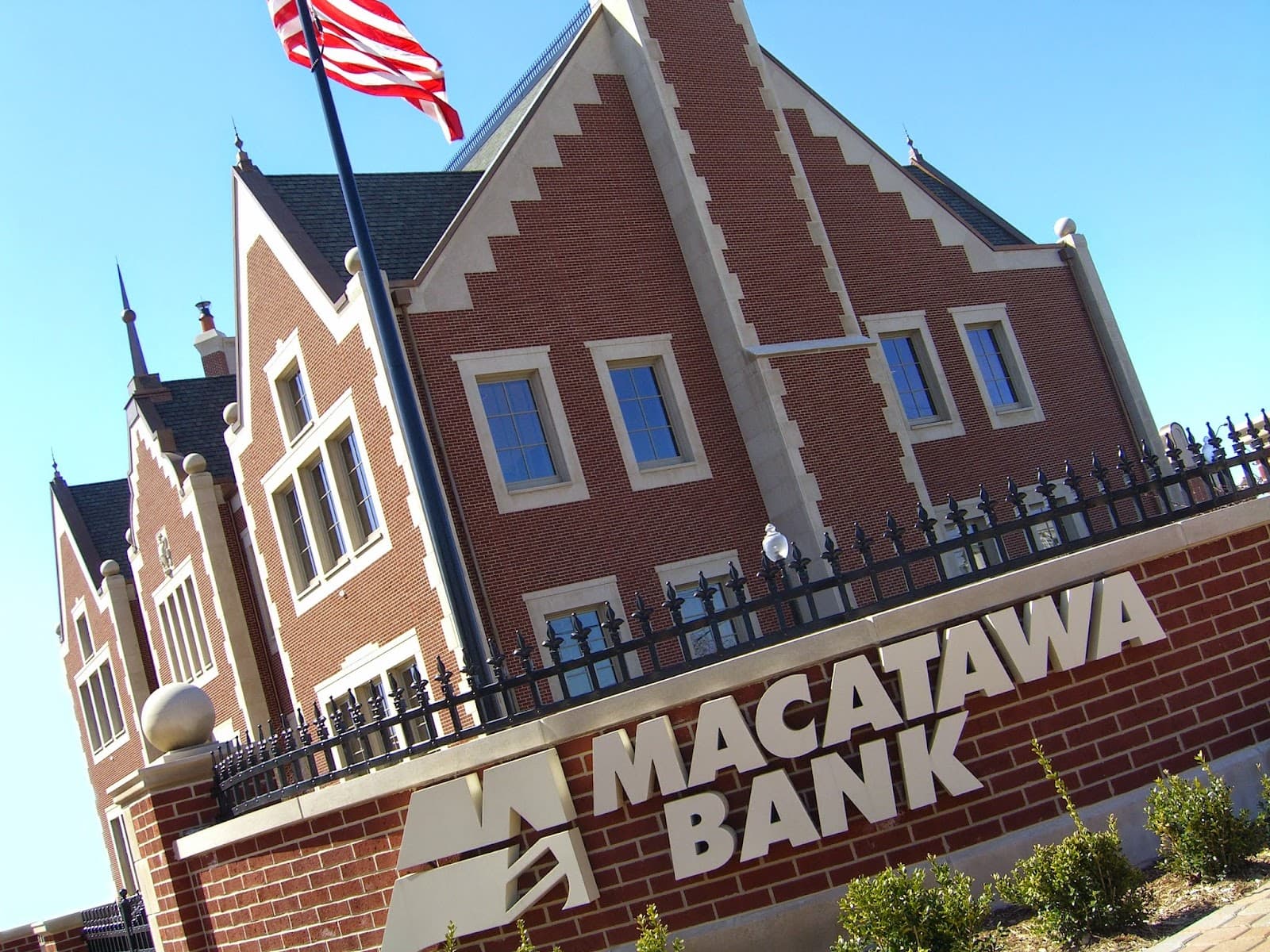 Macatawa East