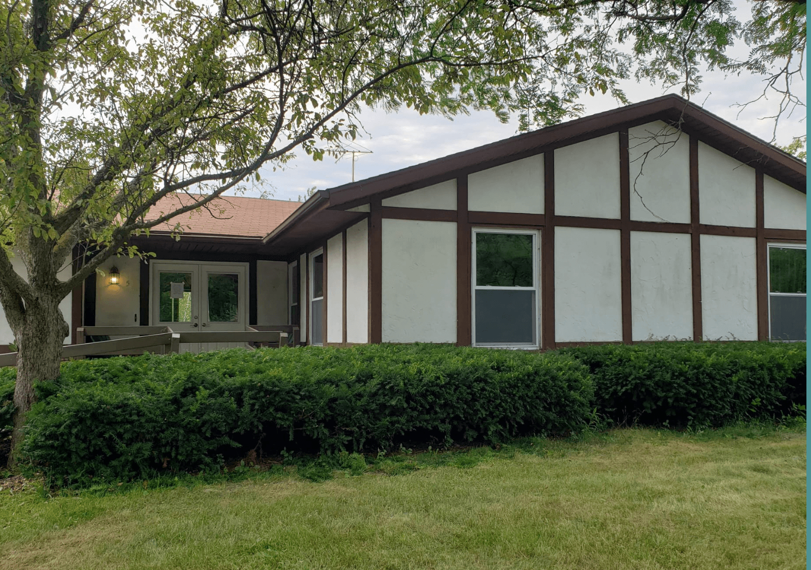 Hannahs House West LLC