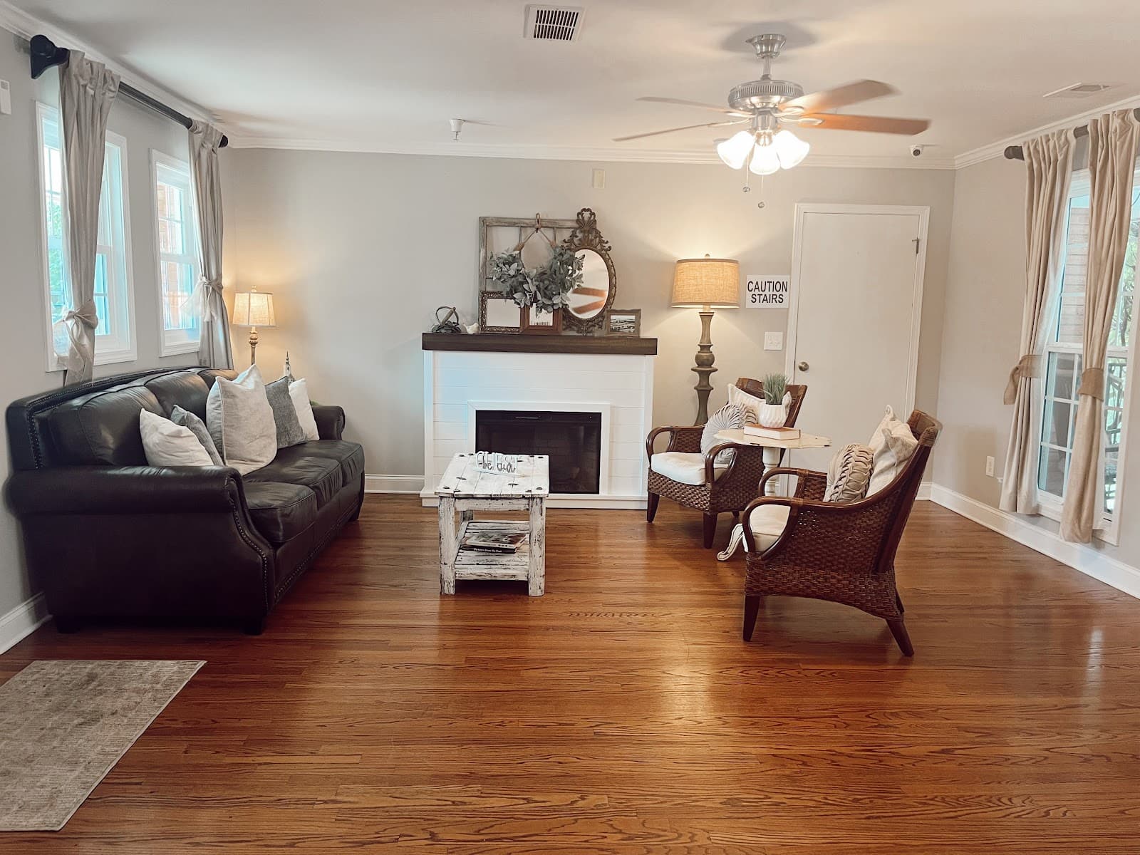 Oaks Pch Llc, The