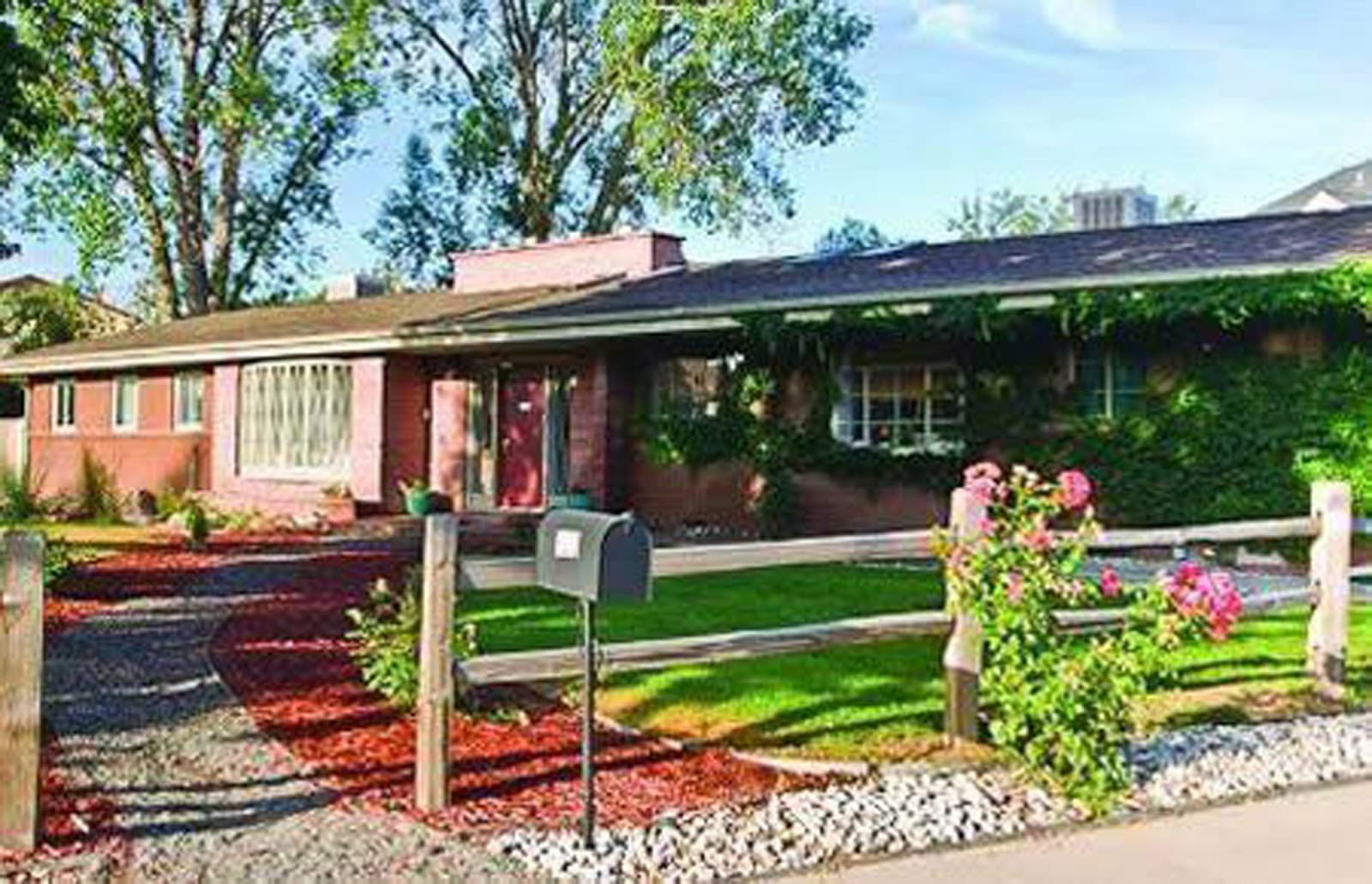 Flourish Supportive Living At Peakview