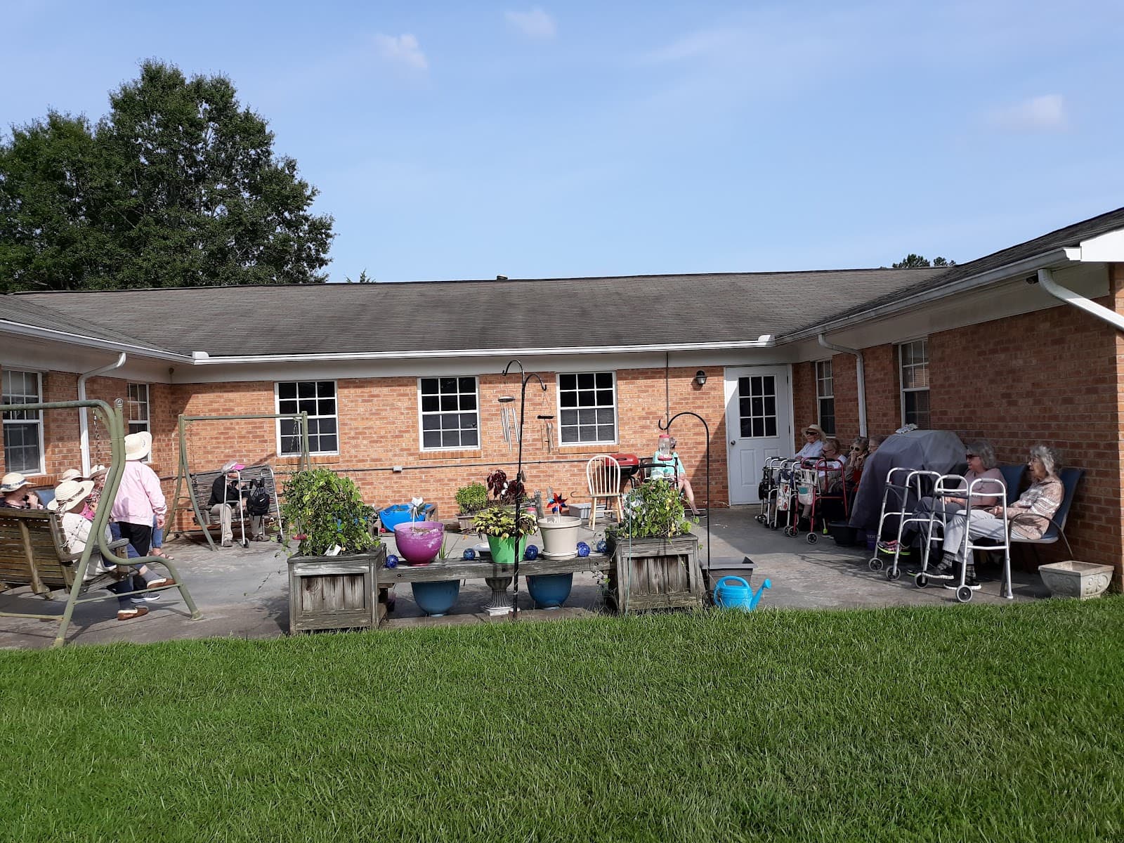 Helms-Gordon Residential Care — photo 1
