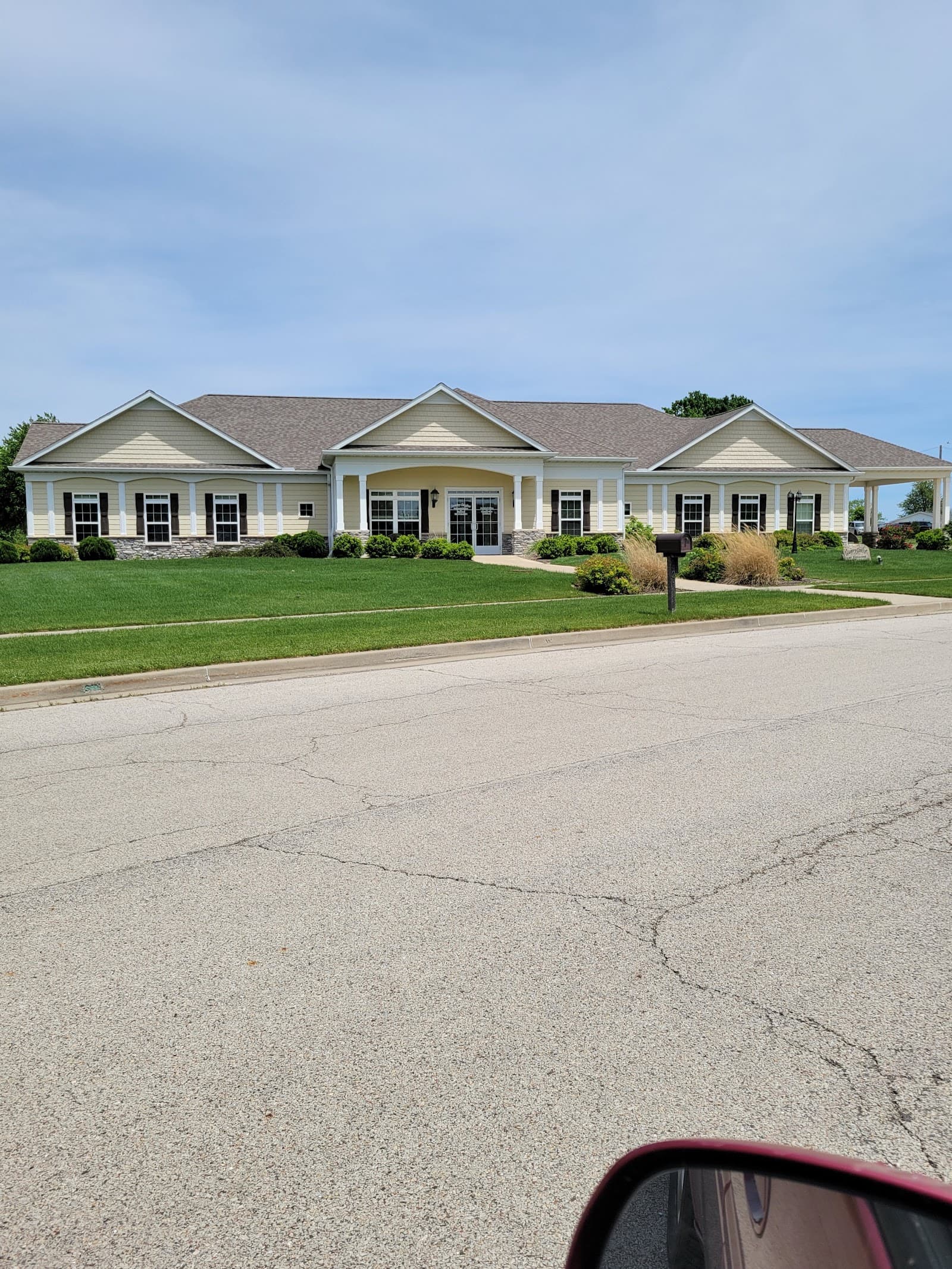 Country Comfort Retirement Homes of Elmwood