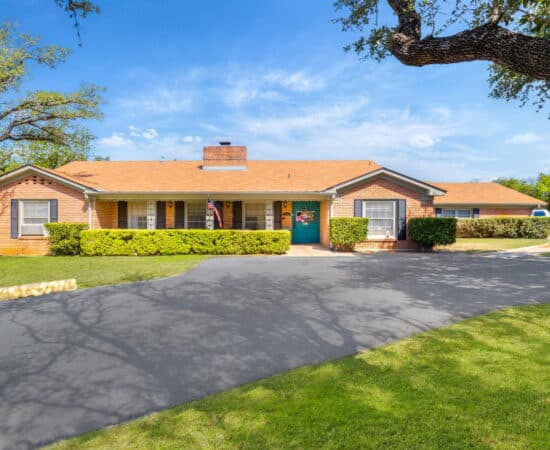 220 Harper Kerville Assisted Living
