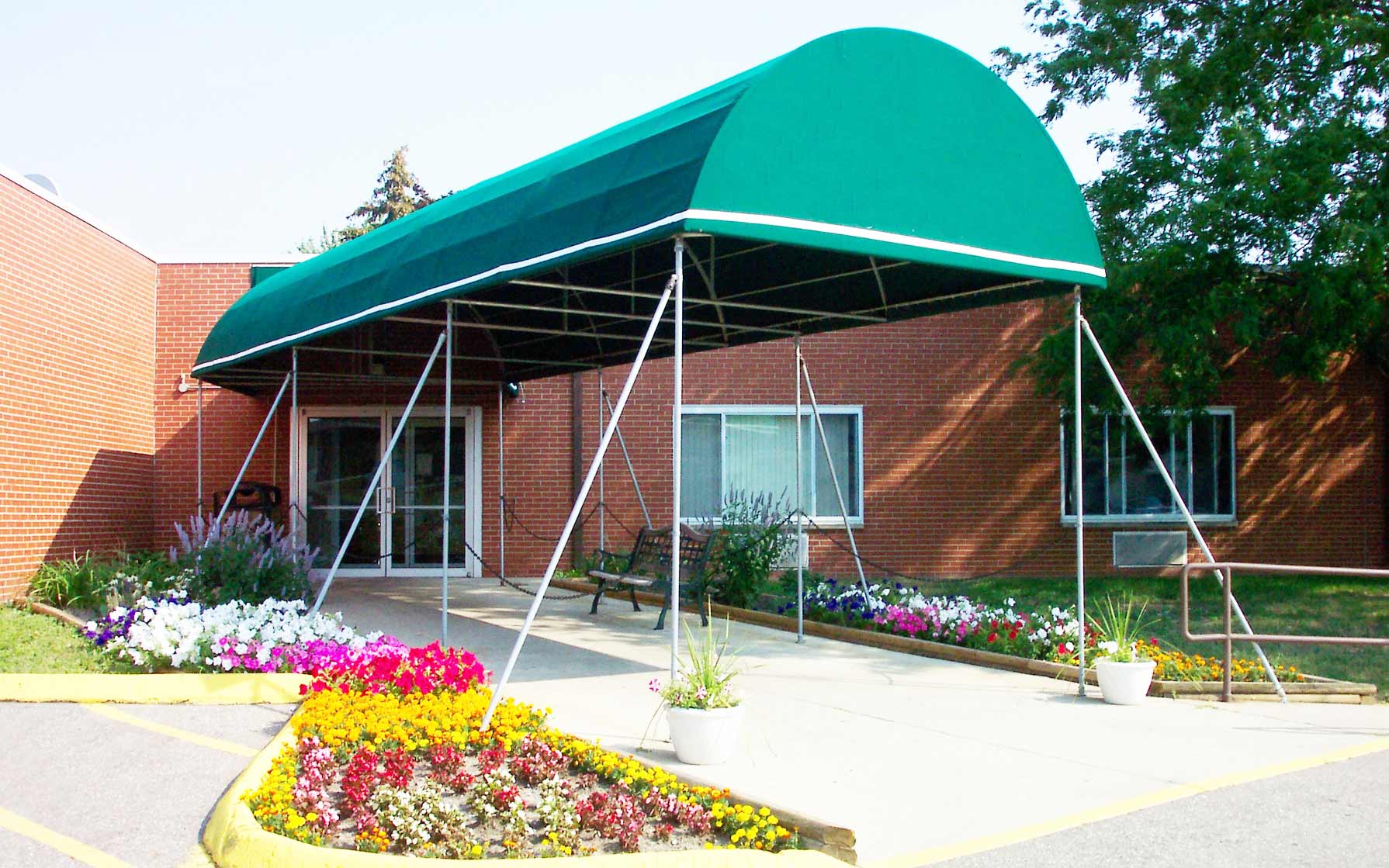 LakePointe Senior Care & Rehab Center