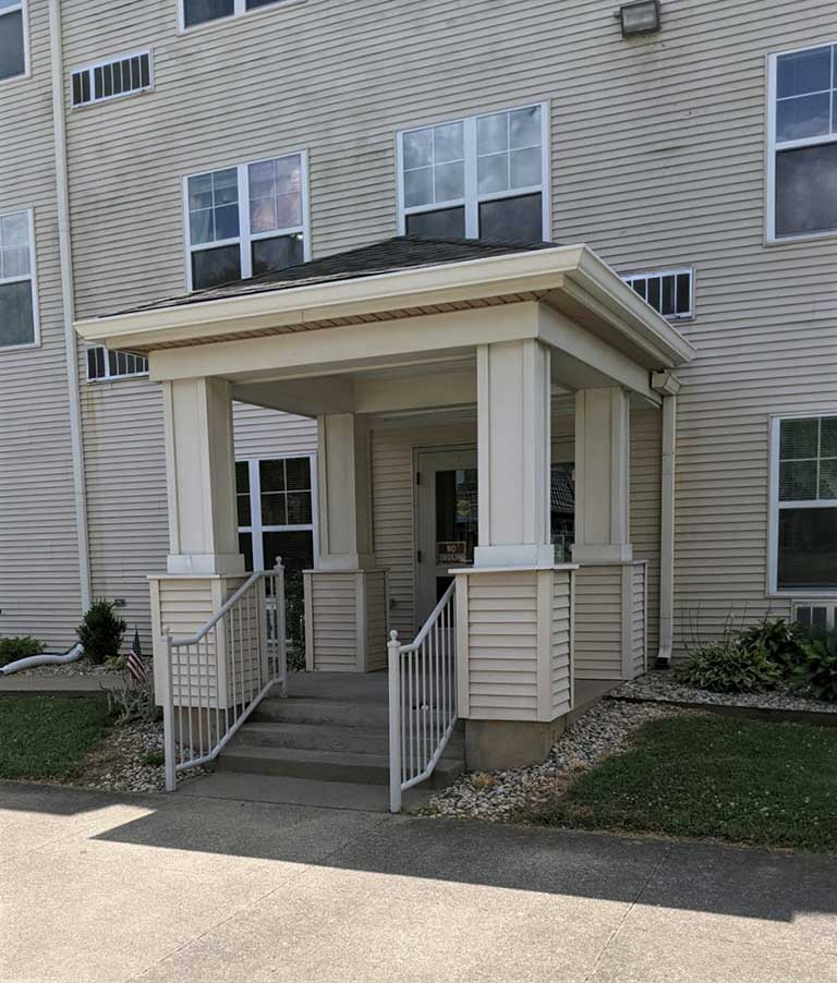 Muir Manor