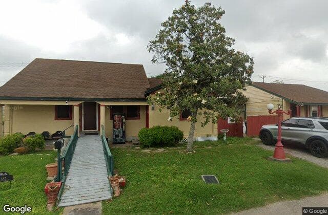 White's Cottage Center