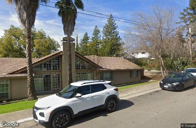 Sterling Suites Fair Oaks