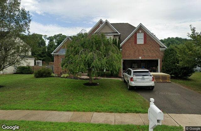Elnora Manor, photo 1