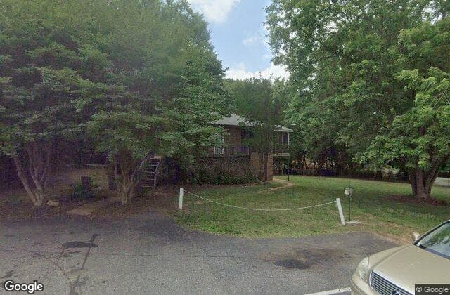 Mill Creek Manor