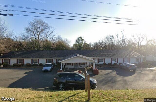 Southern Manor Apts