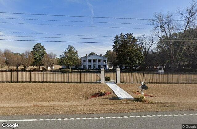 Magnolia Place Inc