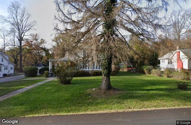 Assisted Living at Buckingham Manor