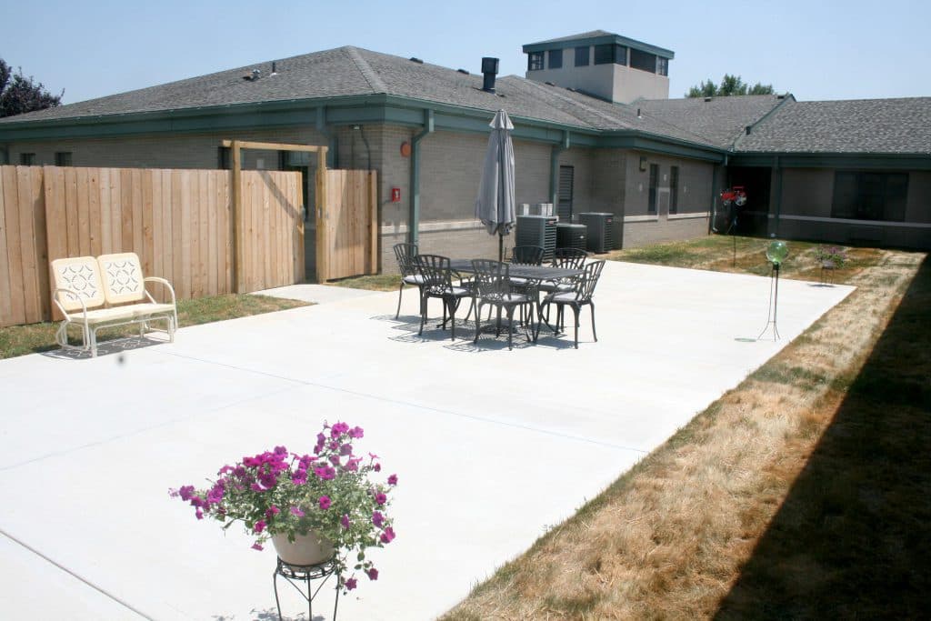 Seasons Rehab & Healthcare Center