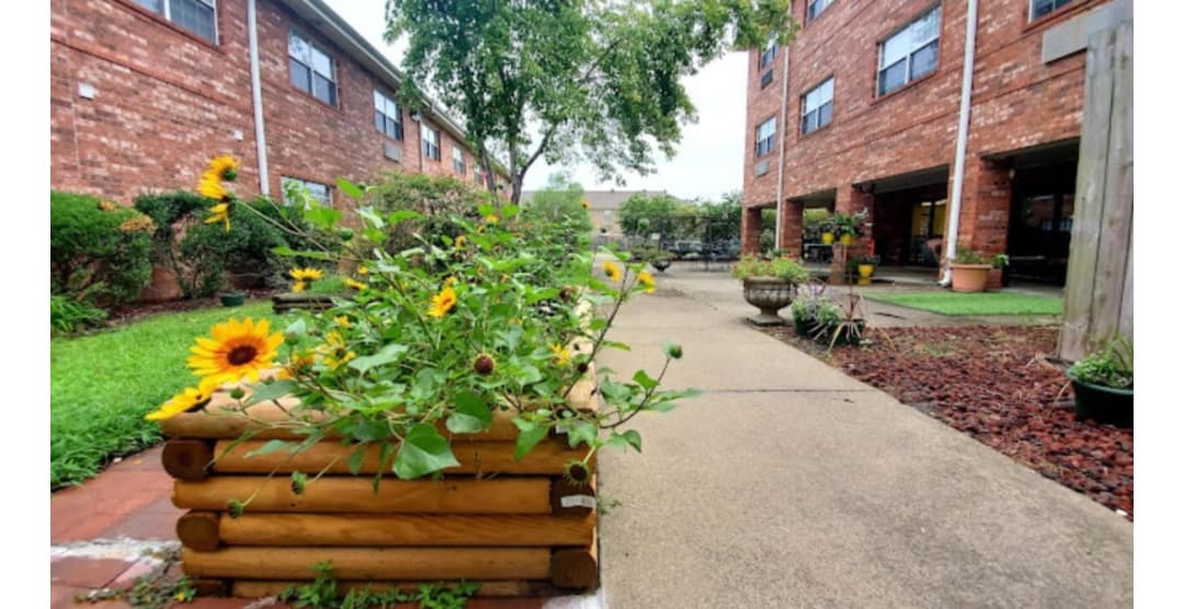 Brookdale Conway, photo 1