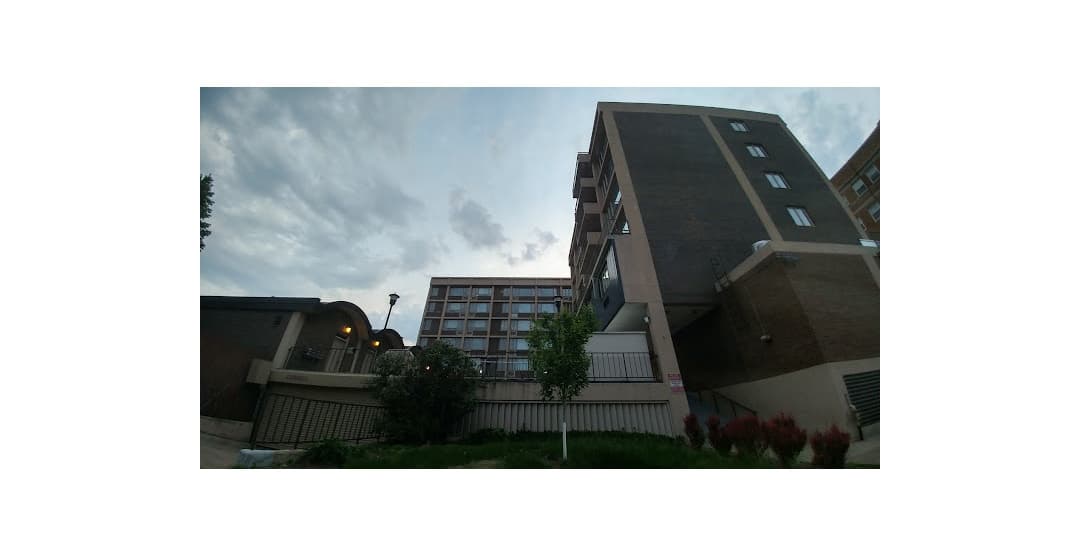 Ebenezer Loren on Park Apartments