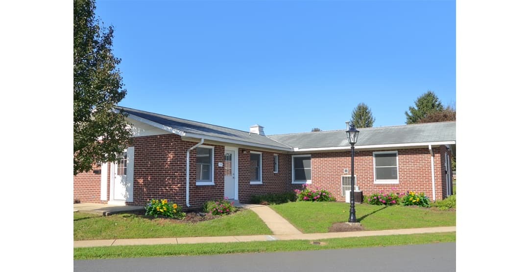 Neffsville Cottages Apartment Homes - APT Management