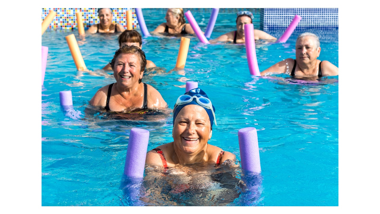 Seniors and Swimming: 12 Must Read Health Benefits