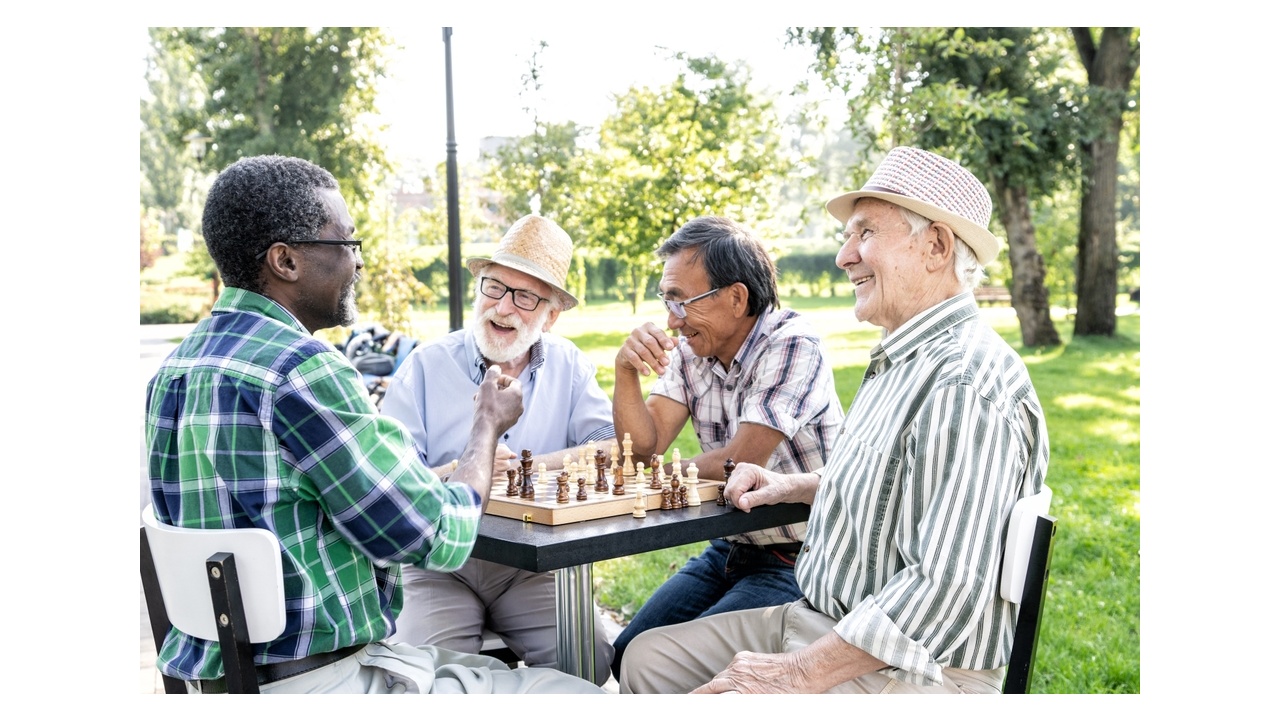 14 Ideas to Help Seniors Combat Loneliness and Isolation in Salt Lake City Memory Care Facilities