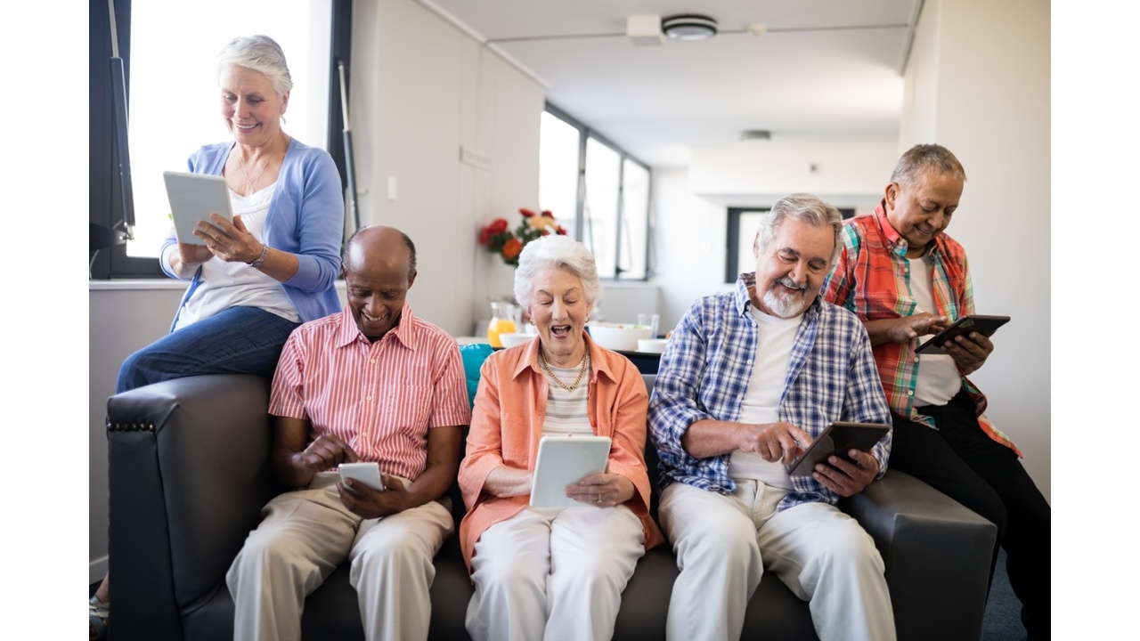 The Impact of Technology on Modern Assisted Living Services